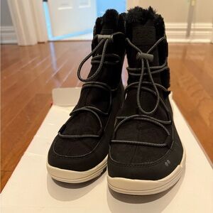 Ryka Women’s Winter Boots Like New!